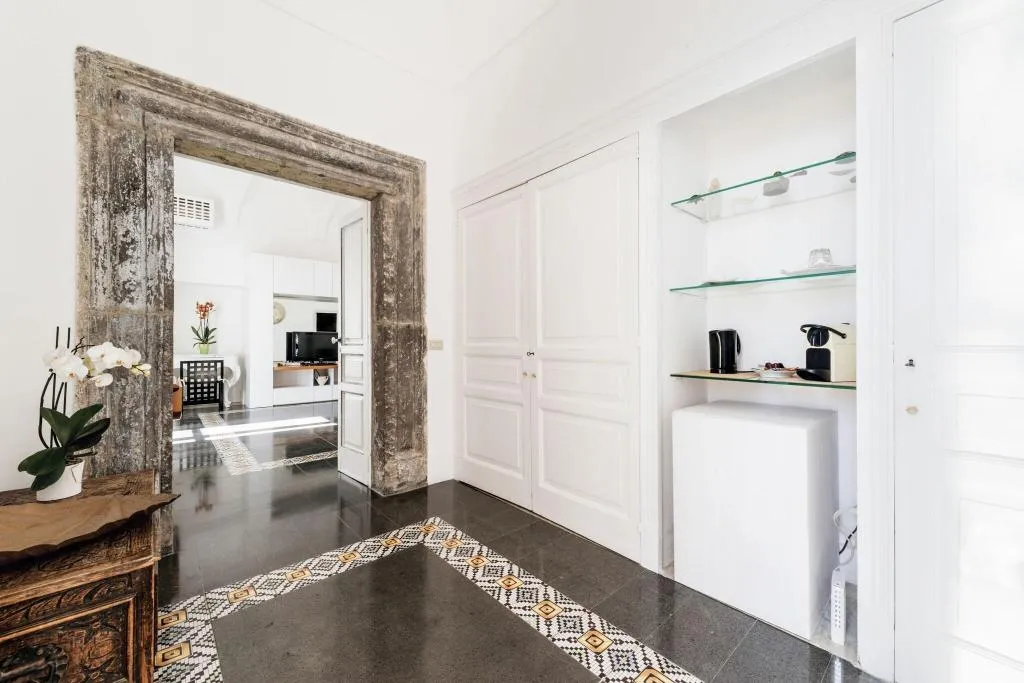 DOUBLE DELUXE SEA VIEW WITH BALCONY Room, Villa Magia, Naples