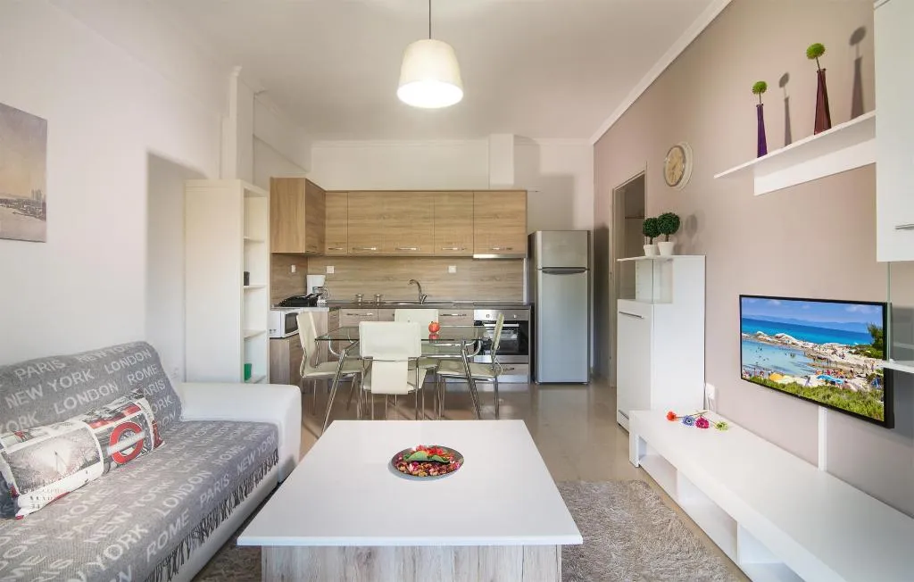 APARTMENT CAPACITY 5 Room, Michalis Apartments, Thessaloniki