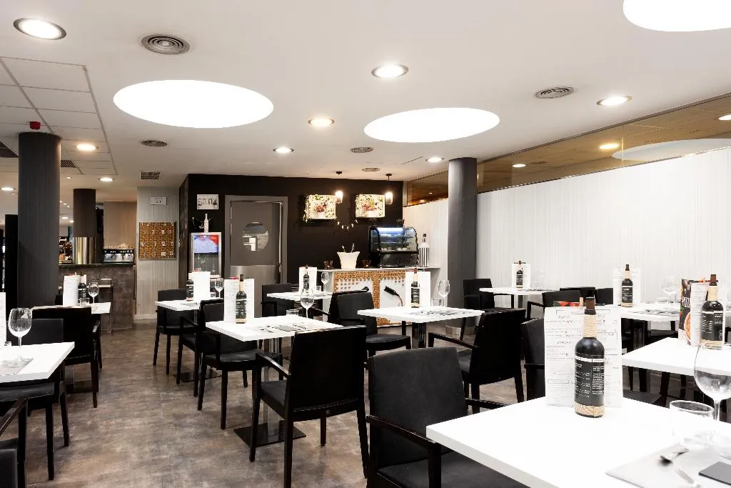 Restaurant, Terrassa Park, Barcelona