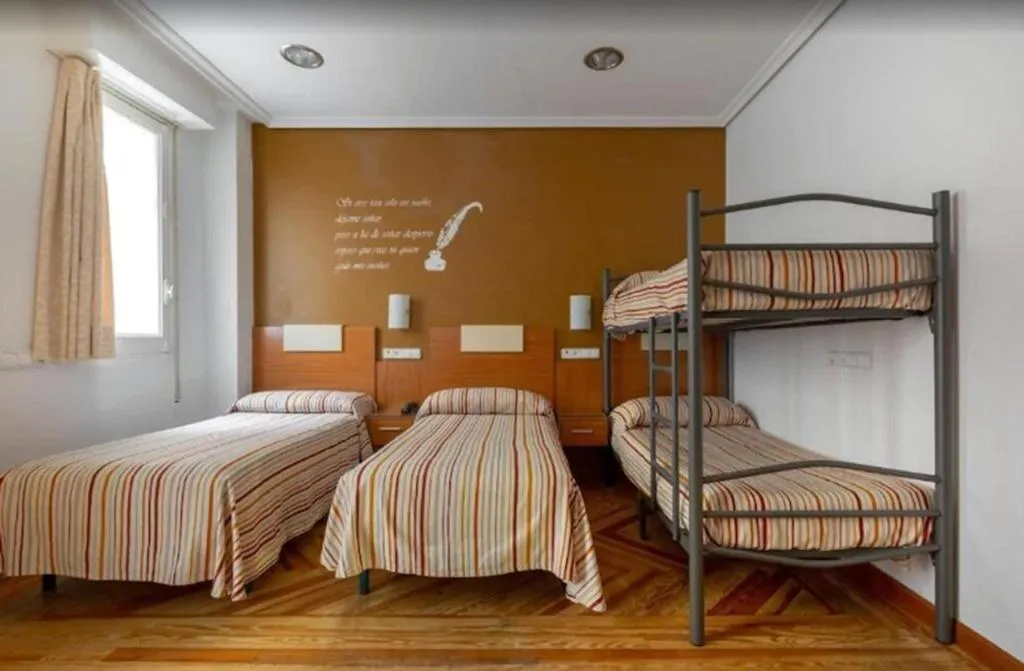 Room, Hostal Abadía Madrid, Madrid