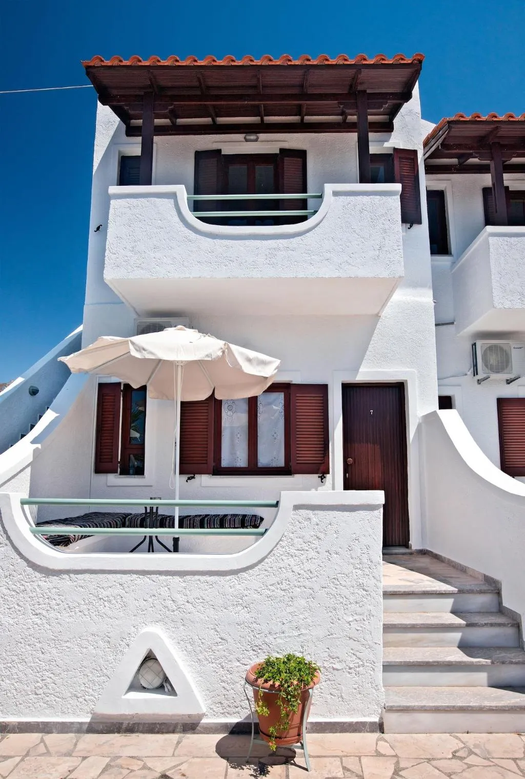General view, New Aurora Apts Studios, Crete
