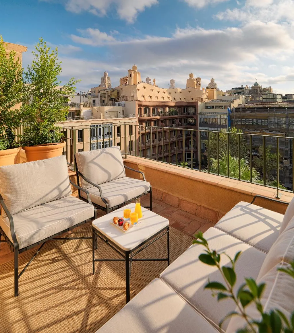 DOUBLE CLASSIC WITH TERRACE Room, H10 Casa Mimosa, Barcelona