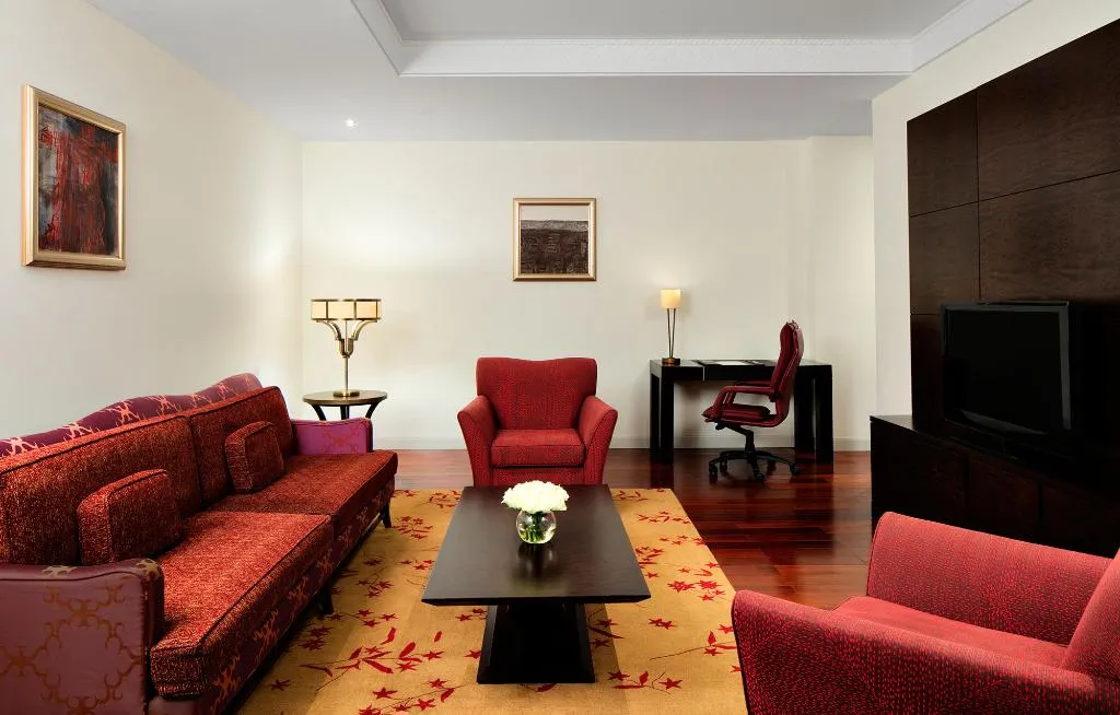SUITE CLUB Room, The H Dubai, Dubai