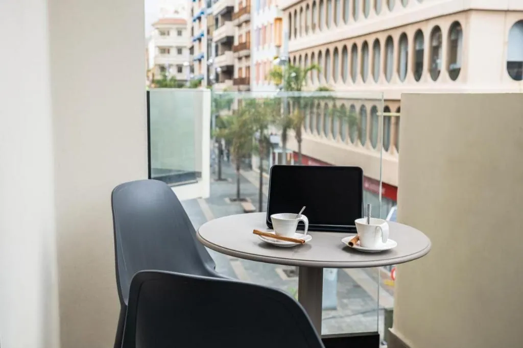 DOUBLE SINGLE USE WITH BALCONY Room, Adonis Capital, Tenerife