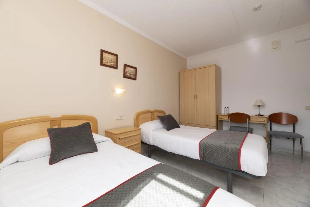 Room, Hostal Montserrat, Barcelona