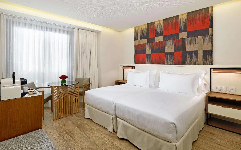 Room, H10 Cubik, Barcelona