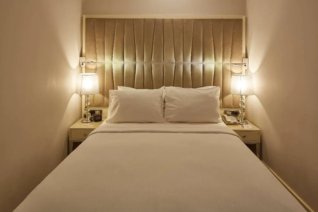 Room, DoubleTree By Hilton Izmir Alsancak, Izmir