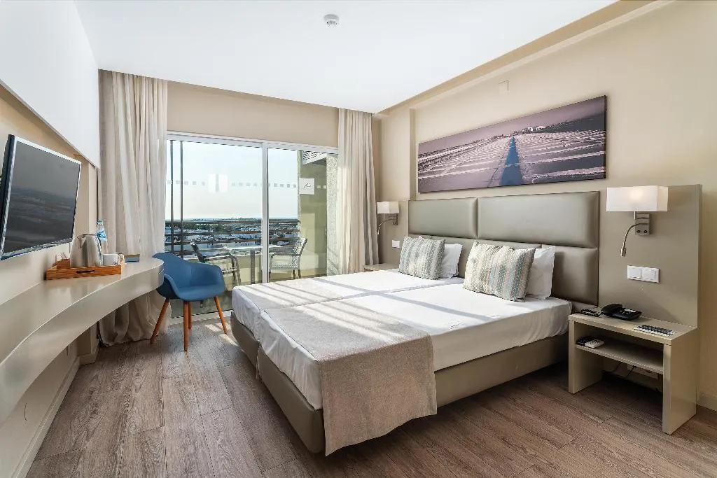 TWIN POOL VIEW Room, AP Maria Nova Lounge - Adults Friendly, Algarve