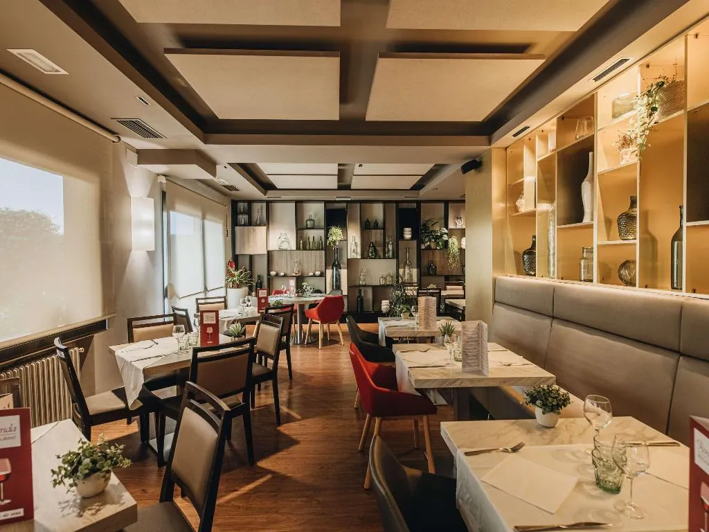Restaurant, ibis Styles Figueres Ronda, Costa Brava