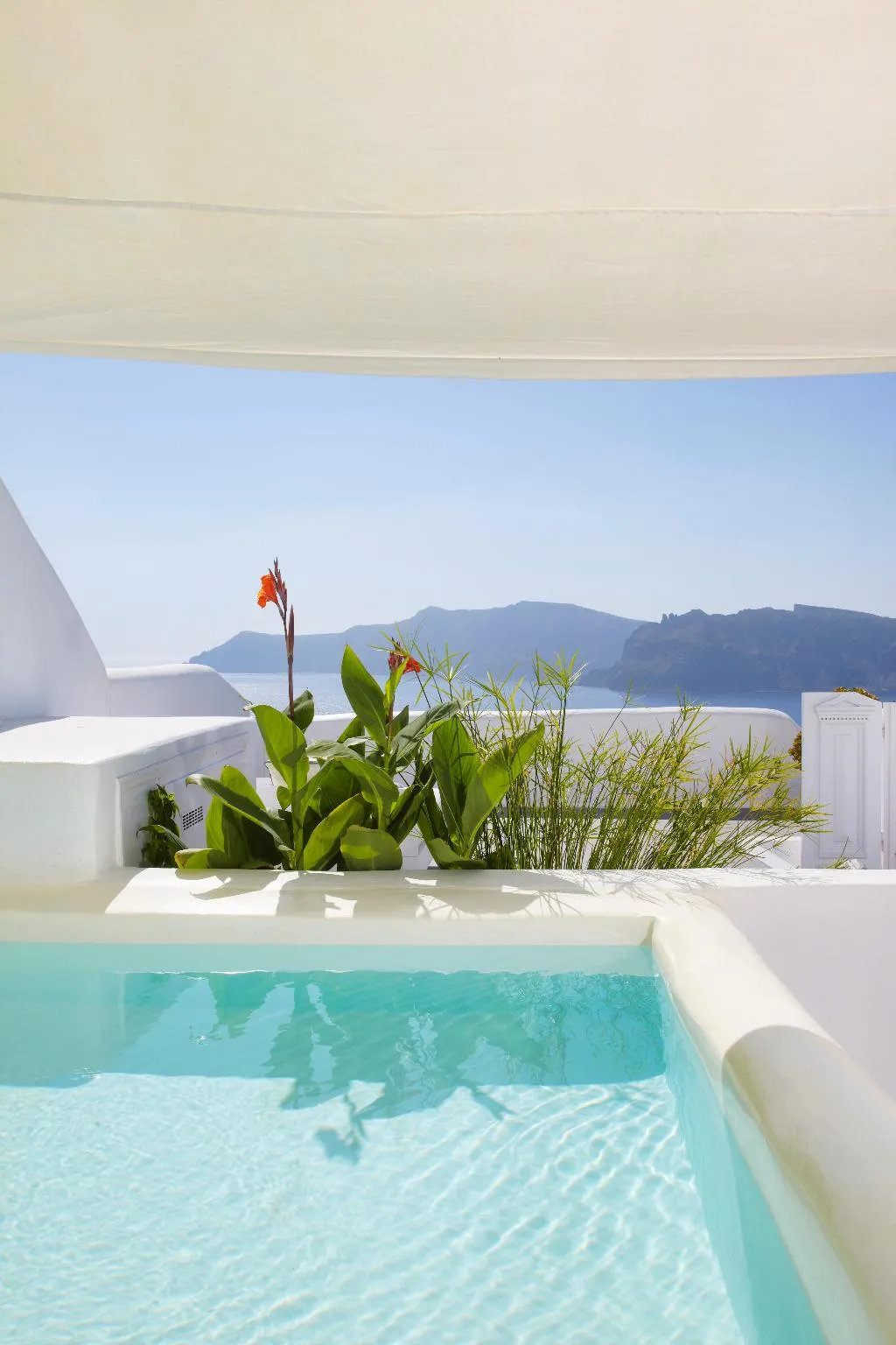 SUITE STANDARD Room, Katikies Santorini - Gea House The Leading Hotels, Santorini