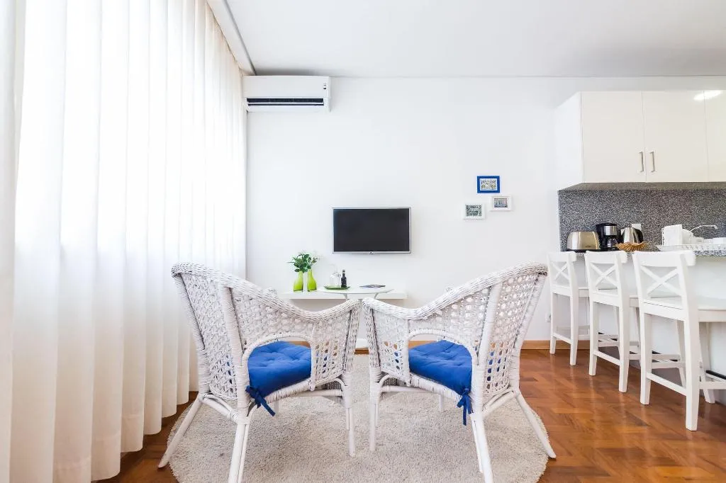 Room, Oporto Stories Apartments - Santa Catarina, 219, Porto
