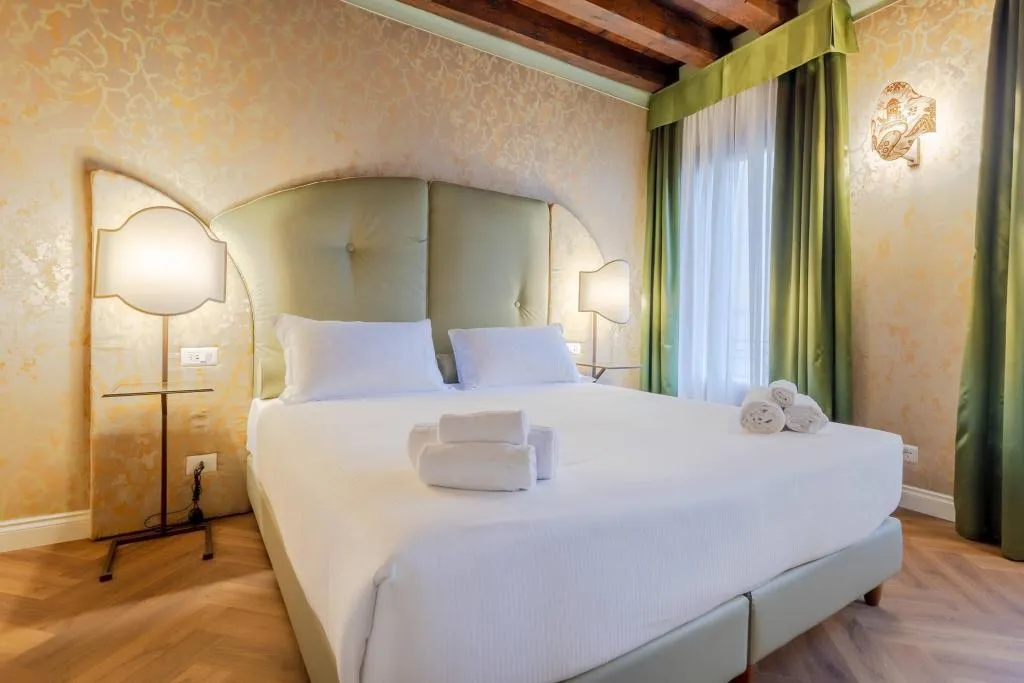 Room, Relais Piazza San Marco, Venice