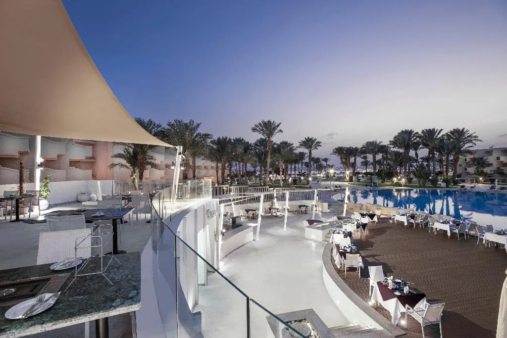 Restaurant, Pyramisa Beach Resort Sahl Hasheesh, Red Sea Riviera