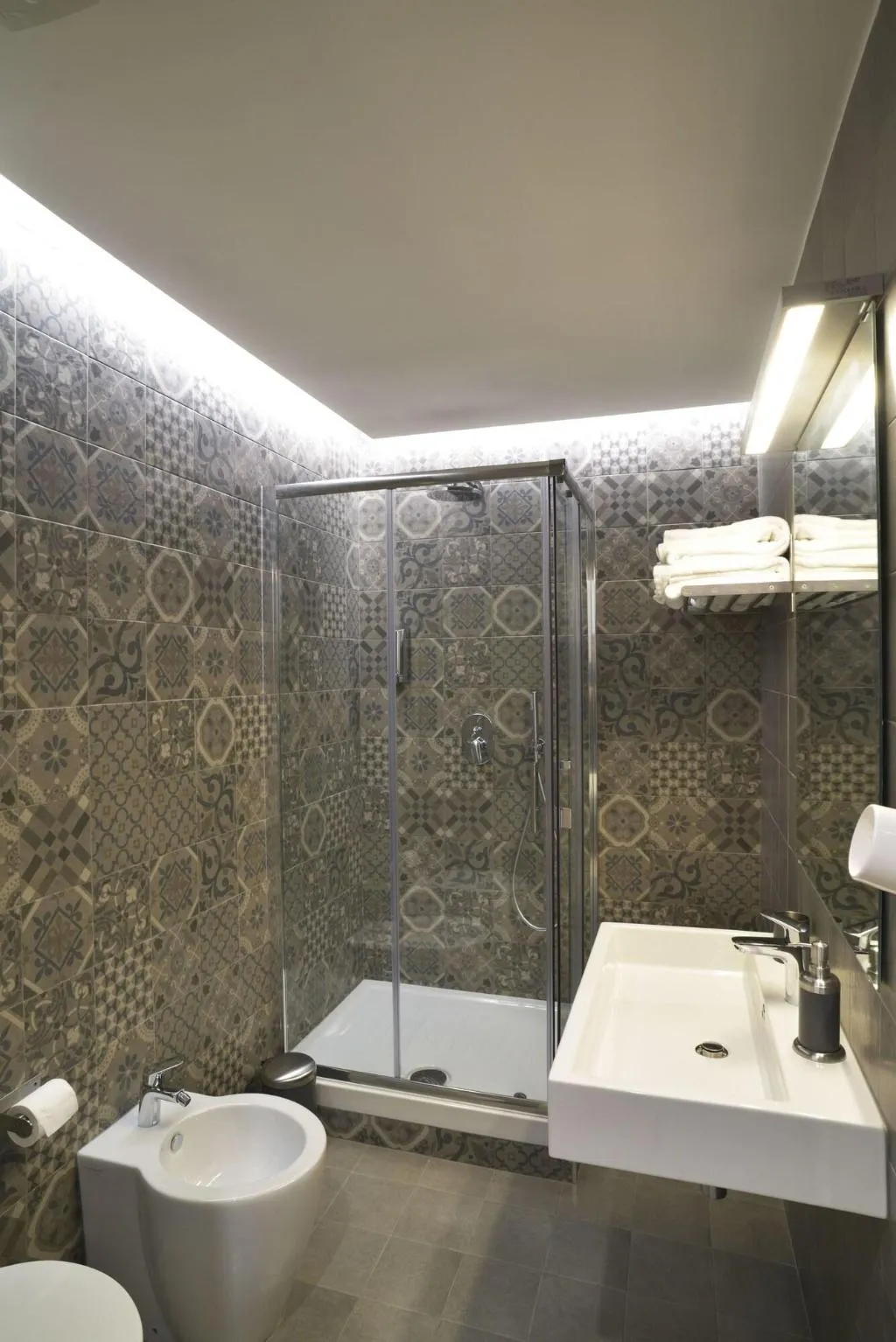 Room, B B Emme21, Naples