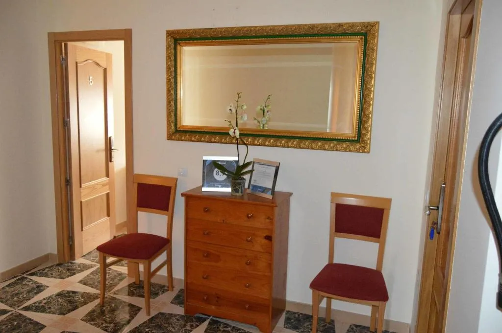 Room, El Tossal, Valencia