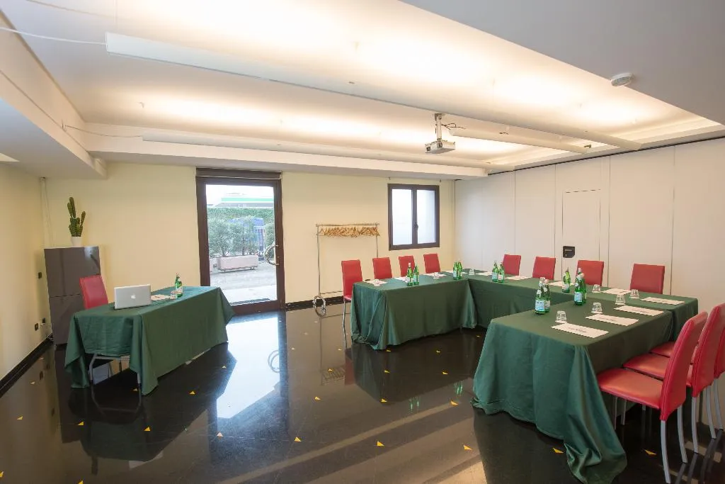 Conferences, As Hotel Cambiago, Milan