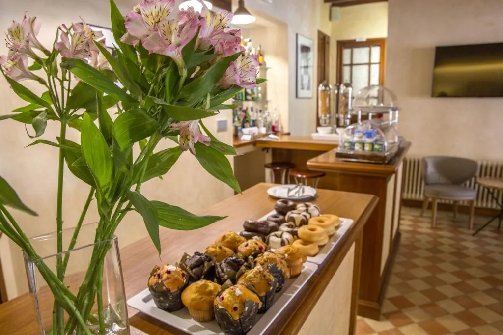 Restaurant, D'Es Puig, Majorca