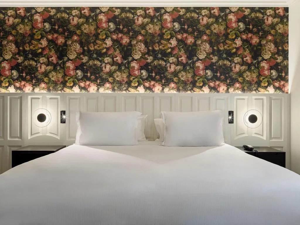 SUITE DELUXE Room, H10 Casanova, Barcelona