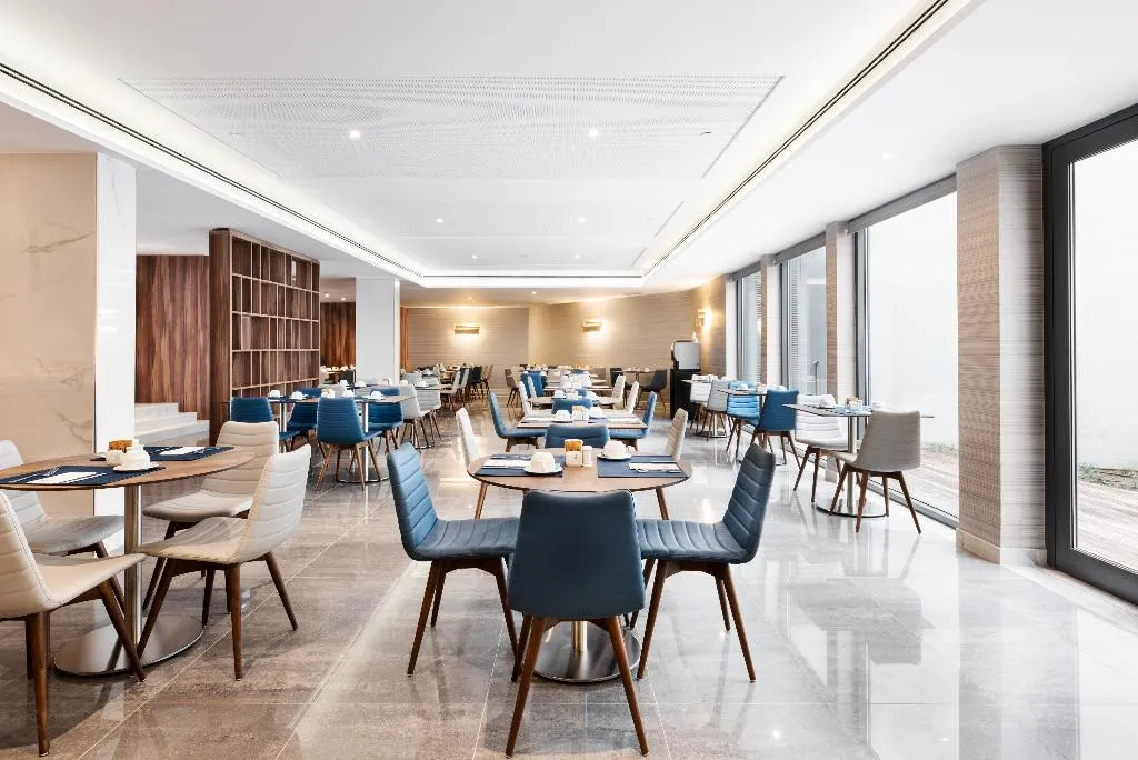 Restaurant, Dorma Saldanha, Lisbon