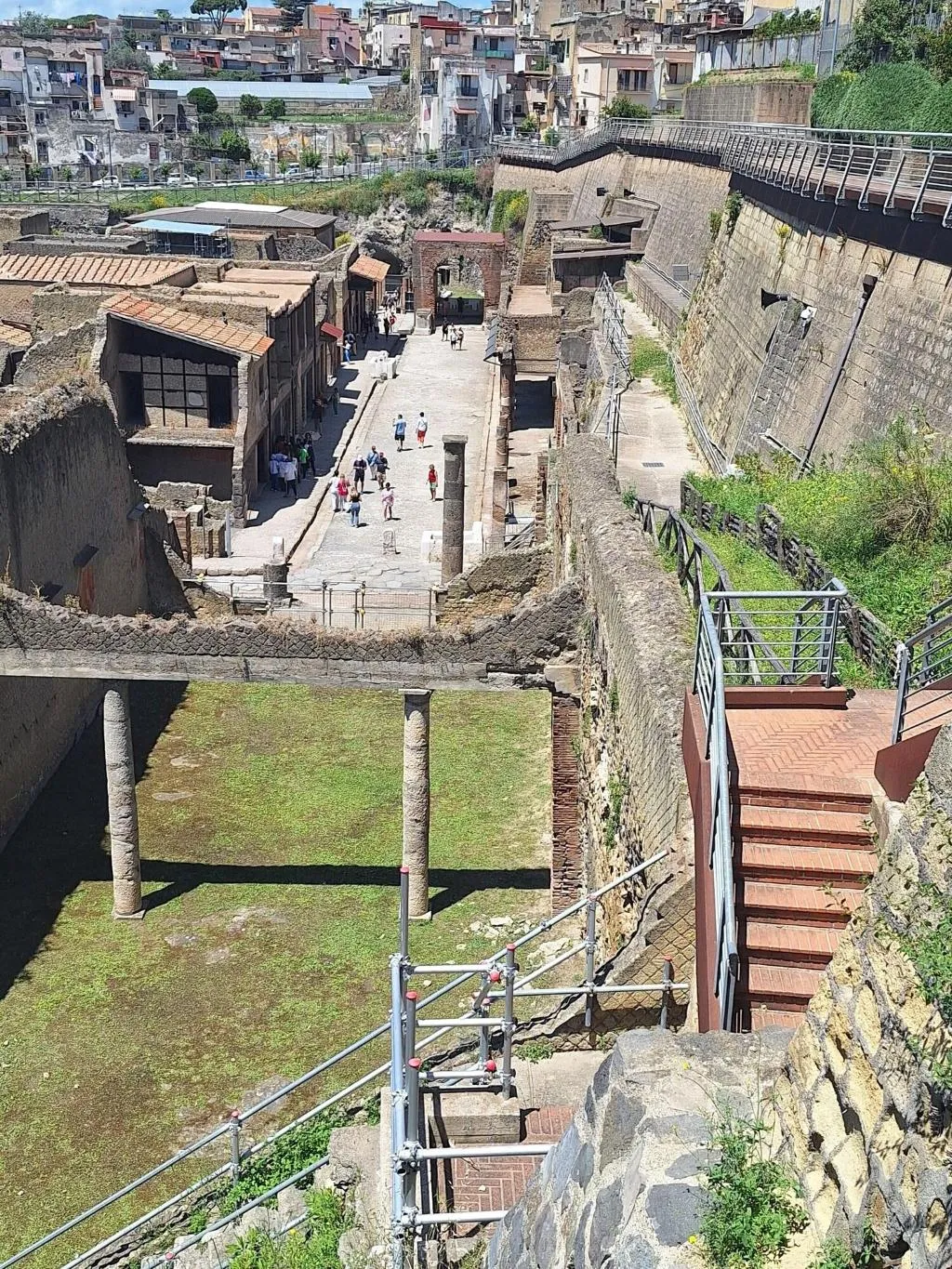 General view, I Papiri, Naples