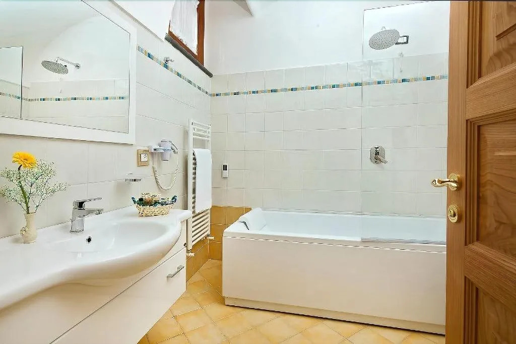 Room, Villa Maria, Naples