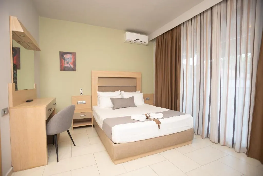 STUDIO CLASSIC Room, Amalia Center, Thessaloniki