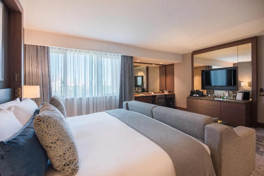 JUNIOR SUITE PARK VIEW Room, InterContinental Lisbon, Lisbon