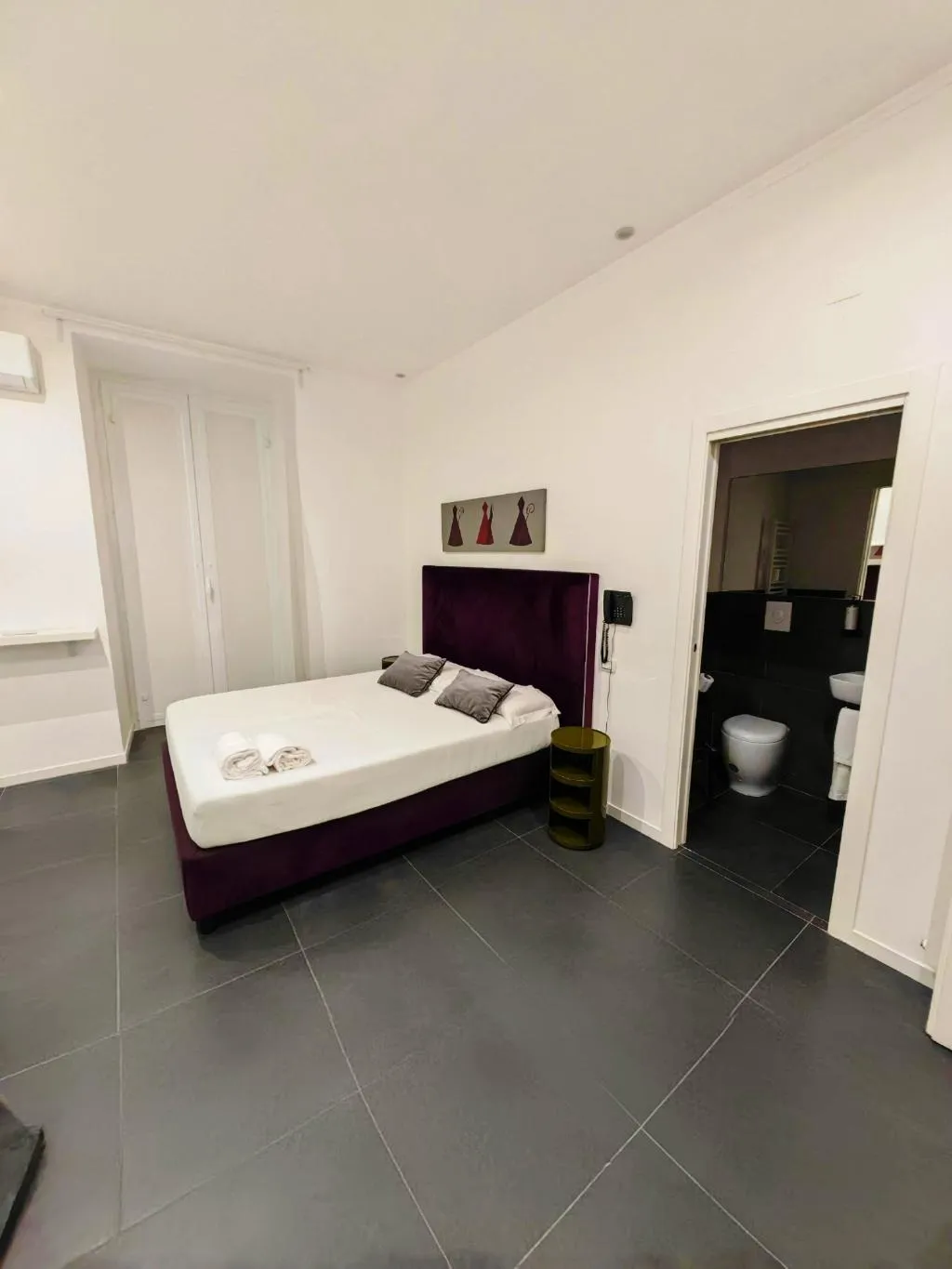 QUADRUPLE STANDARD Room, Art Street Hotel, Naples
