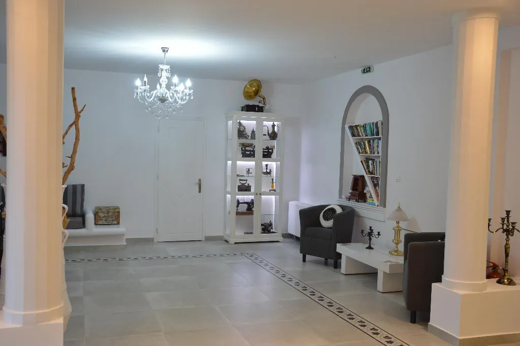 Lobby, Pantheon Hotel, Santorini