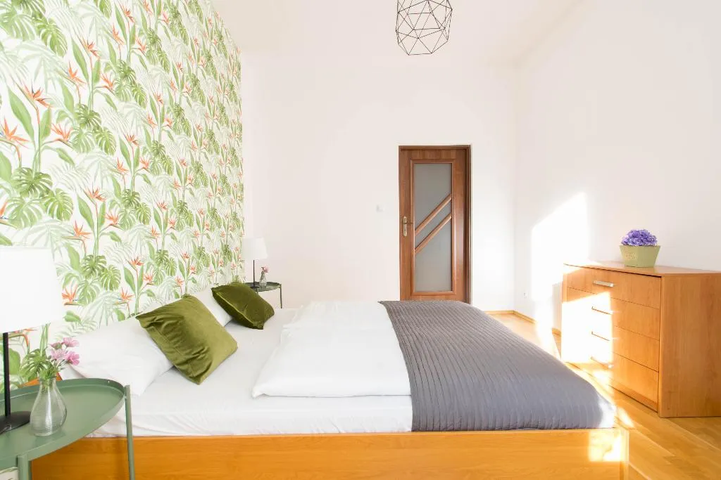 APARTMENT CAPACITY 3 ONE BEDROOM Room, Old Town Apartments Slawkowska, Krakow