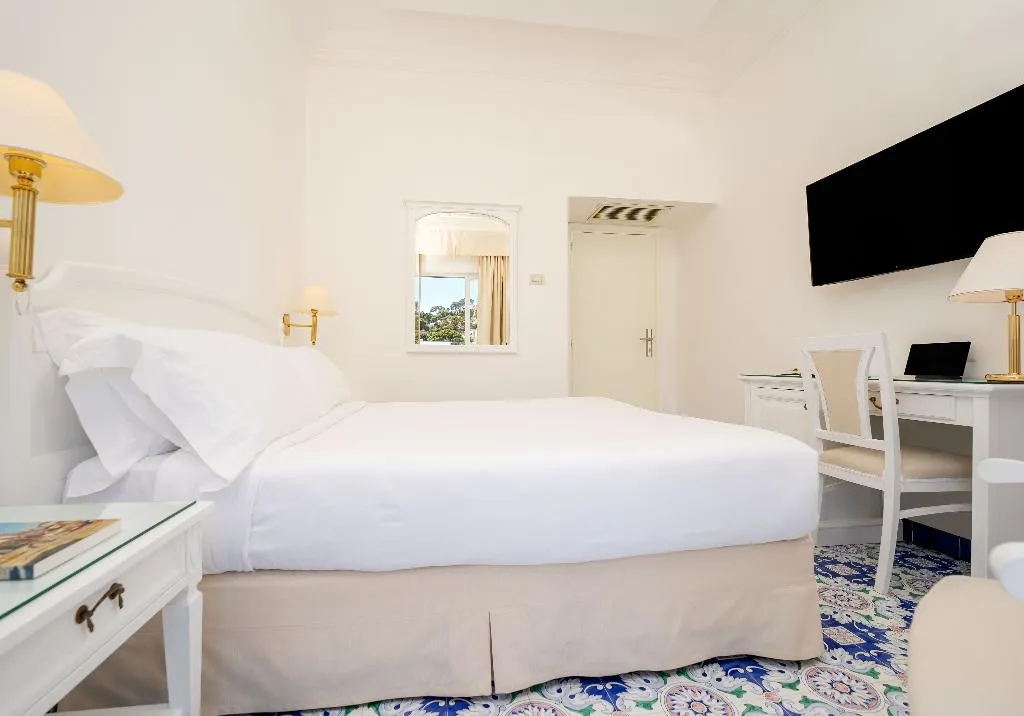Double or Twin COMFORT Room, Hotel Syrene Capri, Naples