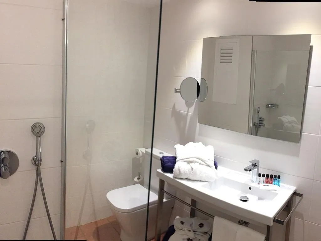 Room, Tres Torres, Ibiza