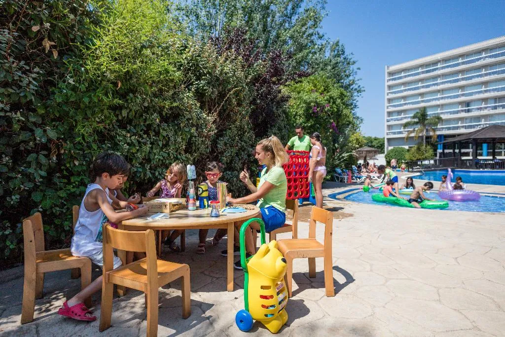 Sports and Entertainment, Sol Costa Daurada, Costa Dorada