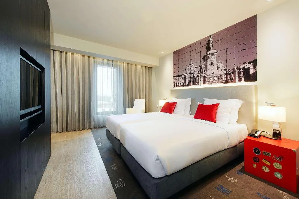 SUITE STANDARD Room, Melia Lisboa Aeroporto, Lisbon