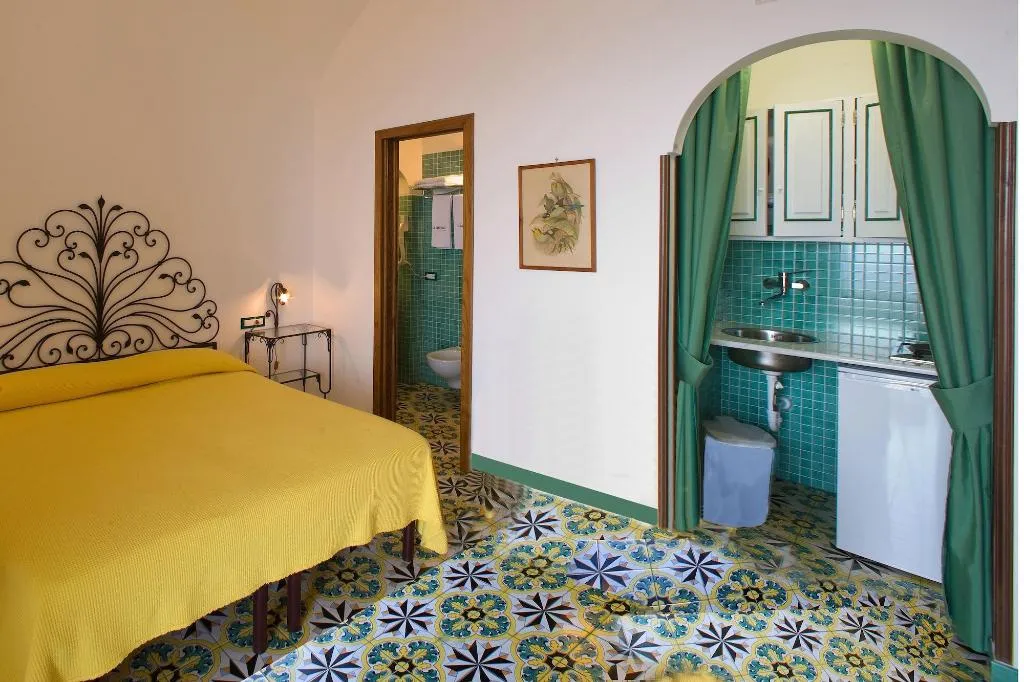 Room, La Caravella Positano, Naples