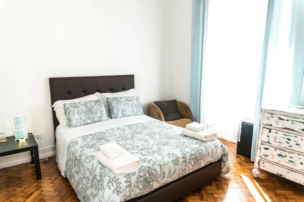 Room, Home Sweet Lisbon, Lisbon