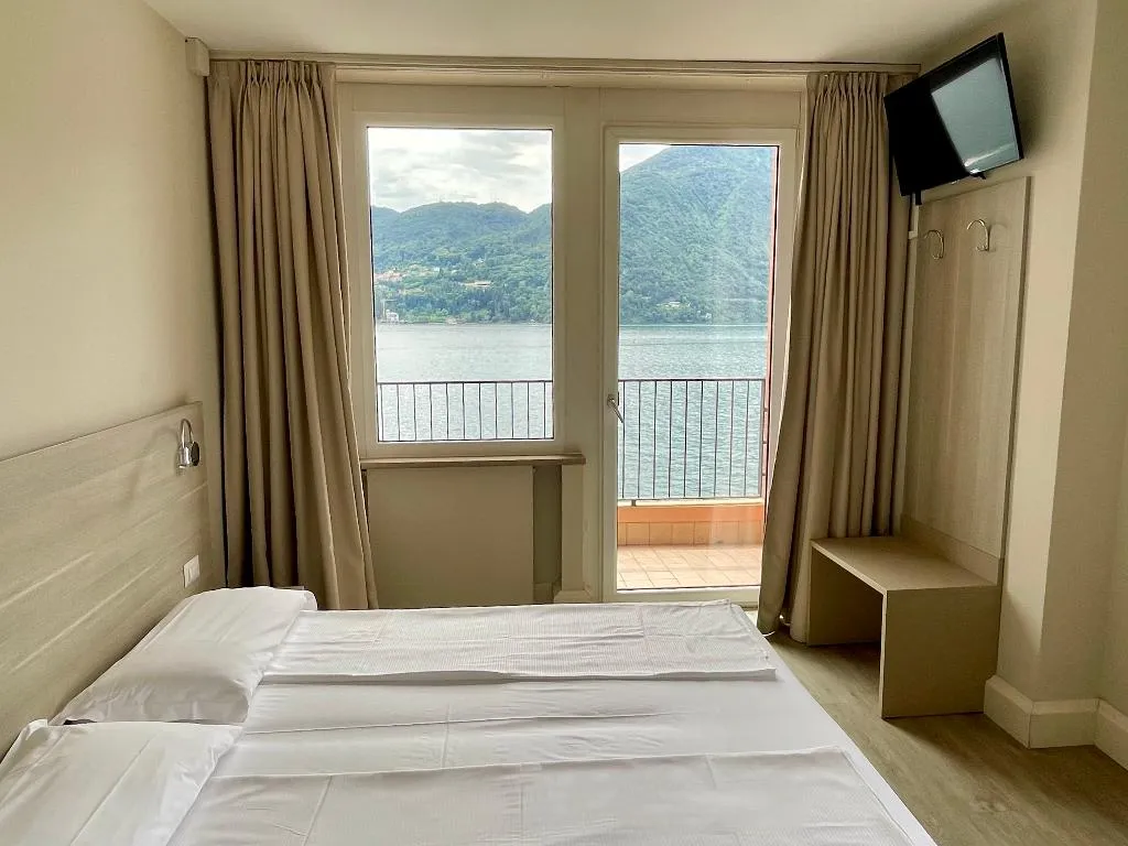 DOUBLE LAKE VIEW Room, Hotel Bazzoni et Du Lac, Milan