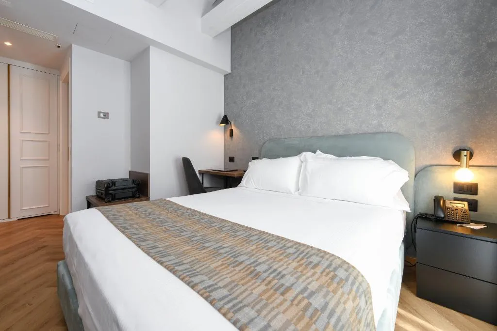 DOUBLE SINGLE USE CLASSIC Room, Palazzo Santo Spirito, Milan