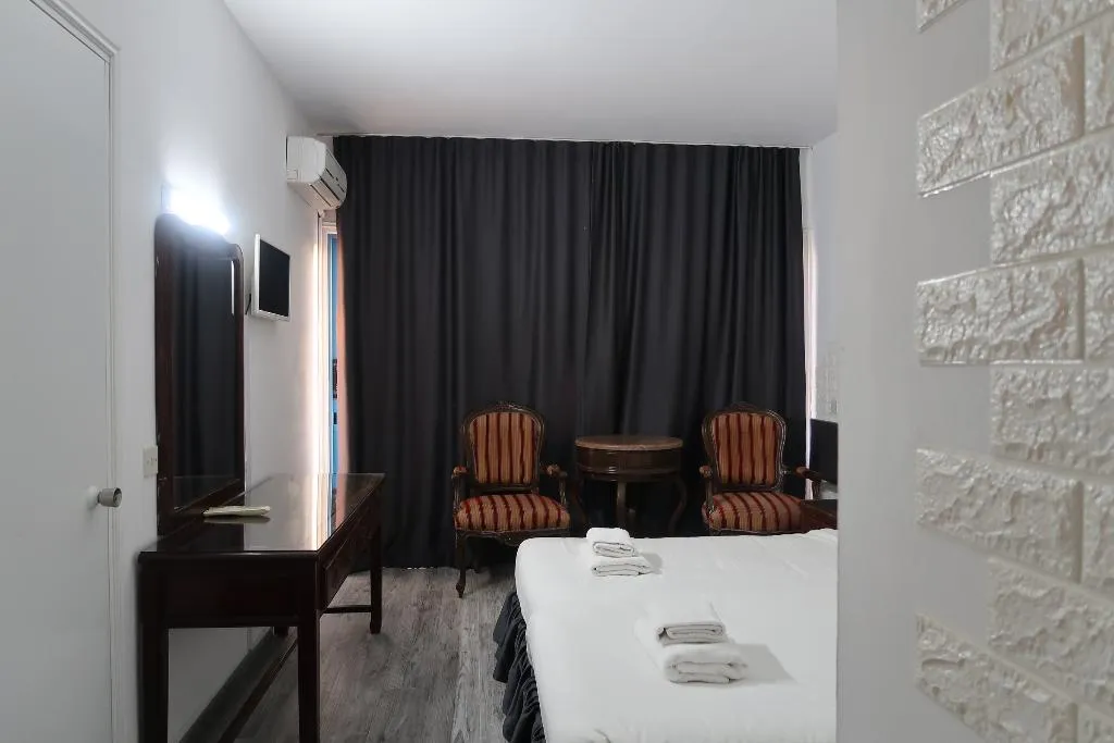SINGLE STANDARD Room, Paphiessa, Cyprus