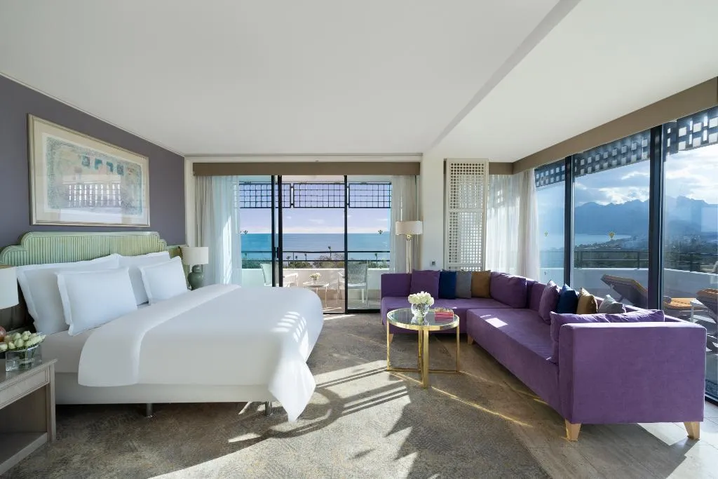 SUITE DELUXE WITH TERRACE Room, Rixos Downtown Antalya L.O.L.ThemePark Free Access, Antalya