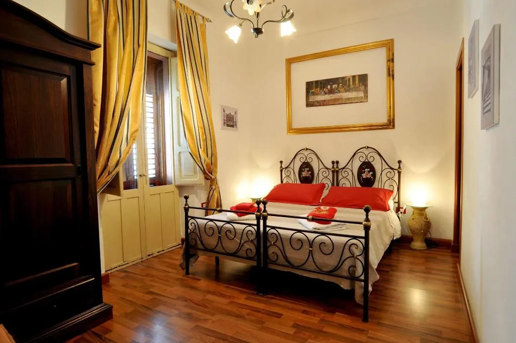 Room, Il Giardino Di Pietra, Catania