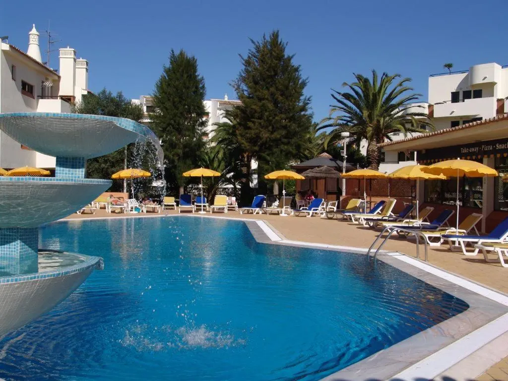 Pool, Oceanus Aparthotel, Algarve