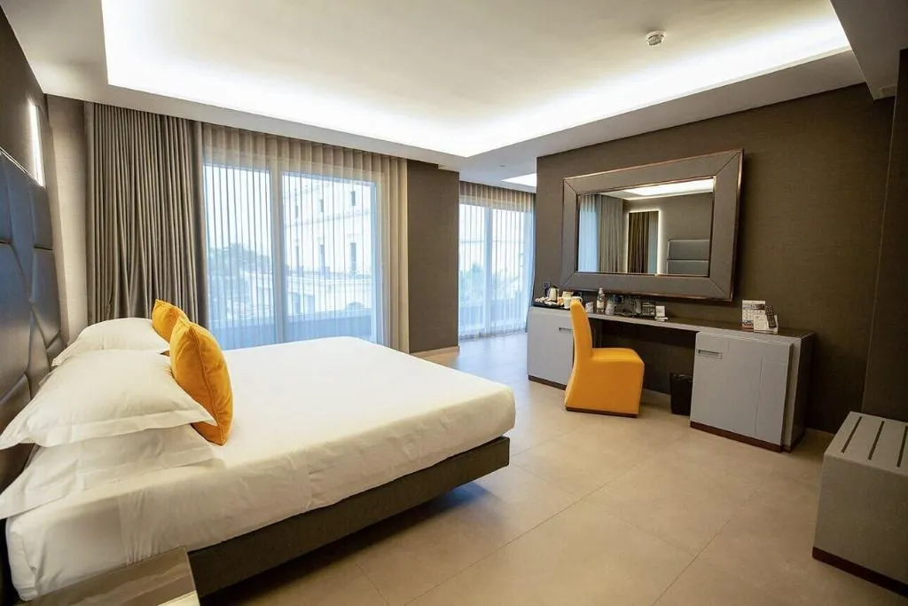 Room, Resort Tre Fontane, Naples