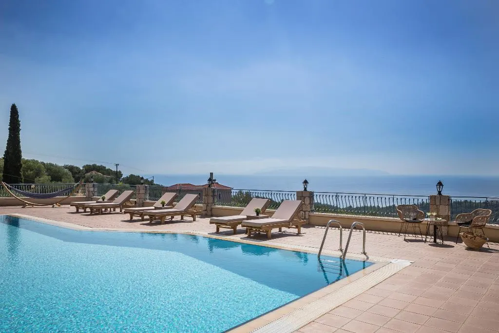 Pool, Diana Suites Trapezaki, Kefallinia