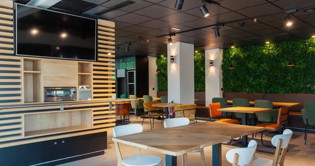 Restaurant, Vertice Roomspace Madrid, Madrid