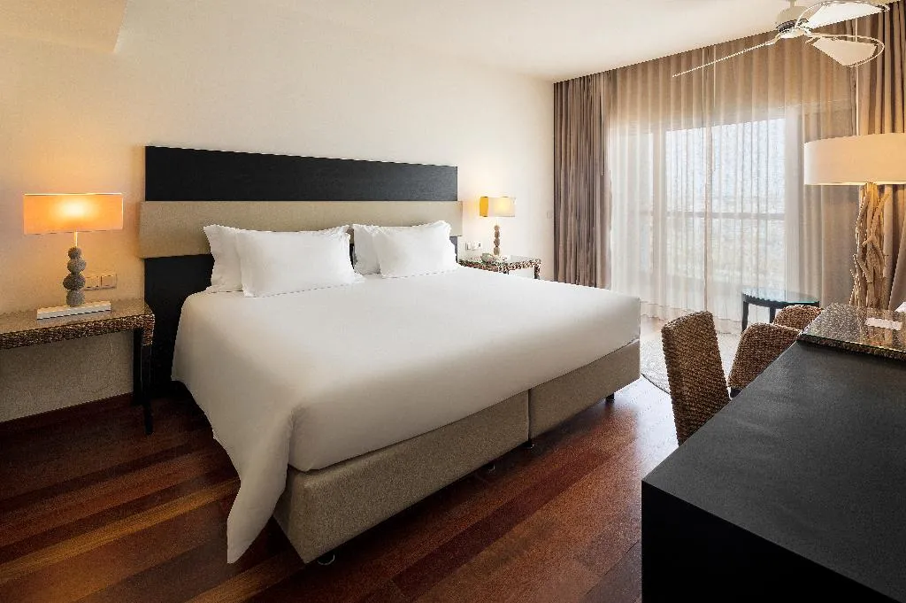 Double or Twin CLASSIC Room, Crowne Plaza Vilamoura Algarve, Algarve