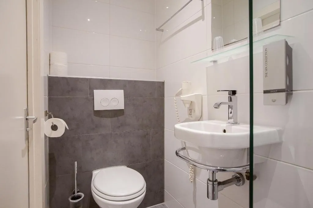 Room, Hotel Titus, Amsterdam