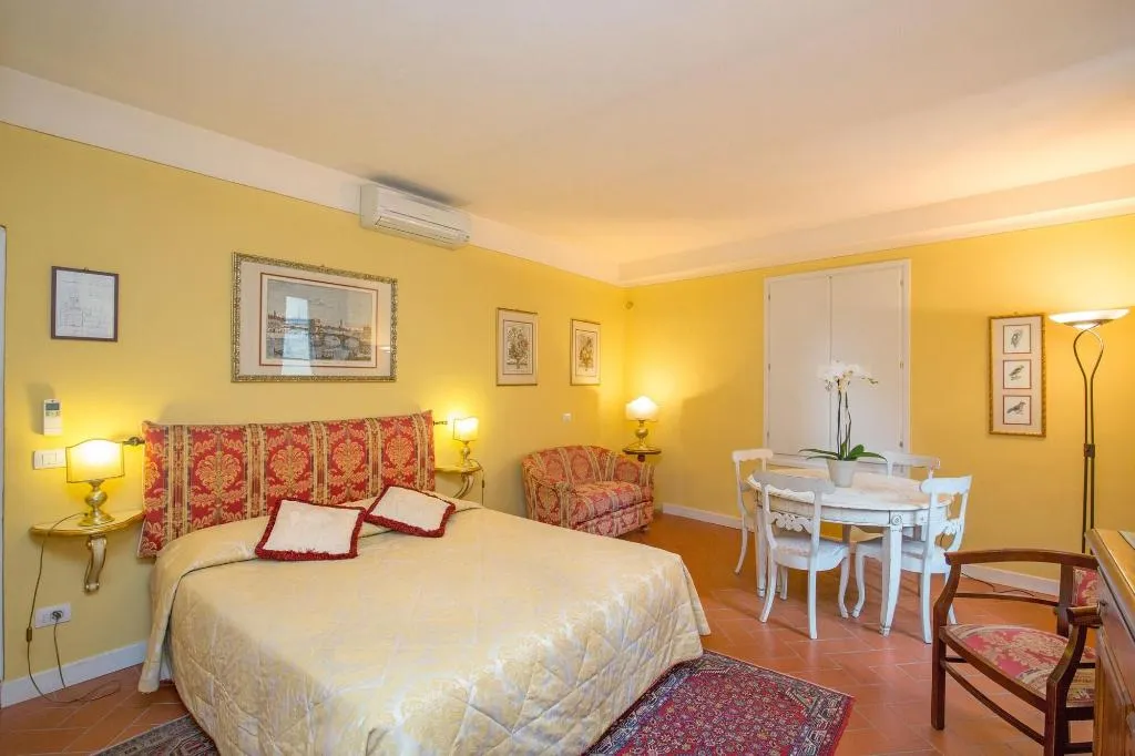 Room, La Casa Del Garbo Luxury Rooms Suite, Florence