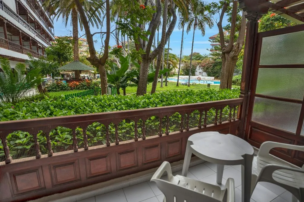 JUNIOR SUITE POOL VIEW Room, Coral Teide Mar, Tenerife