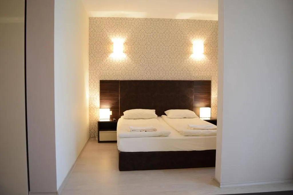 Room, Harmony Suites 2&3, Bourgas
